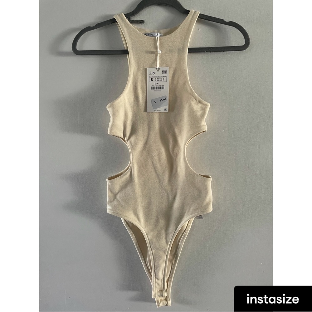 Zara Cut out cream double lined bodysuit S